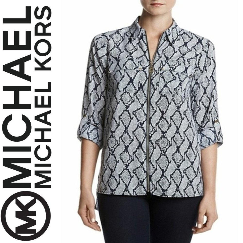 NWT MICHAEL MICHAEL KORS DOG TAG ZIP UP JACKET 🌸